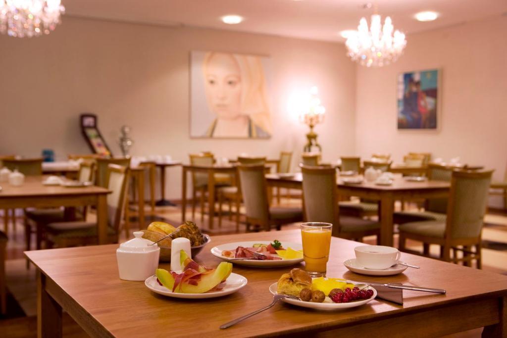 Ross Hotel Stuttgart Dış mekan fotoğraf