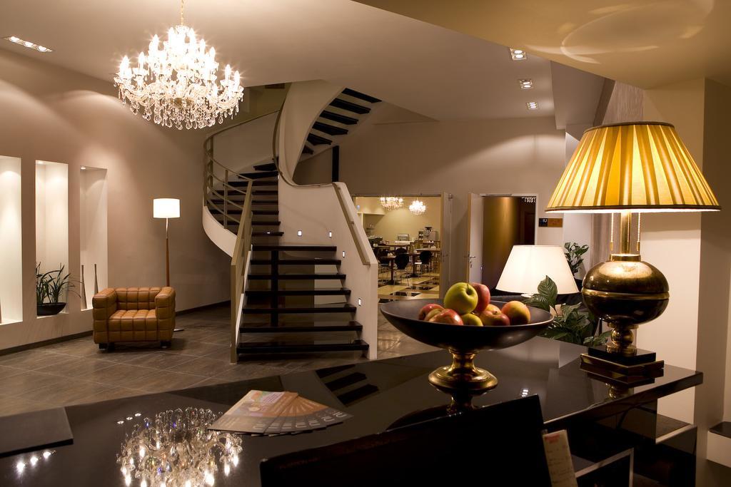 Ross Hotel Stuttgart Dış mekan fotoğraf