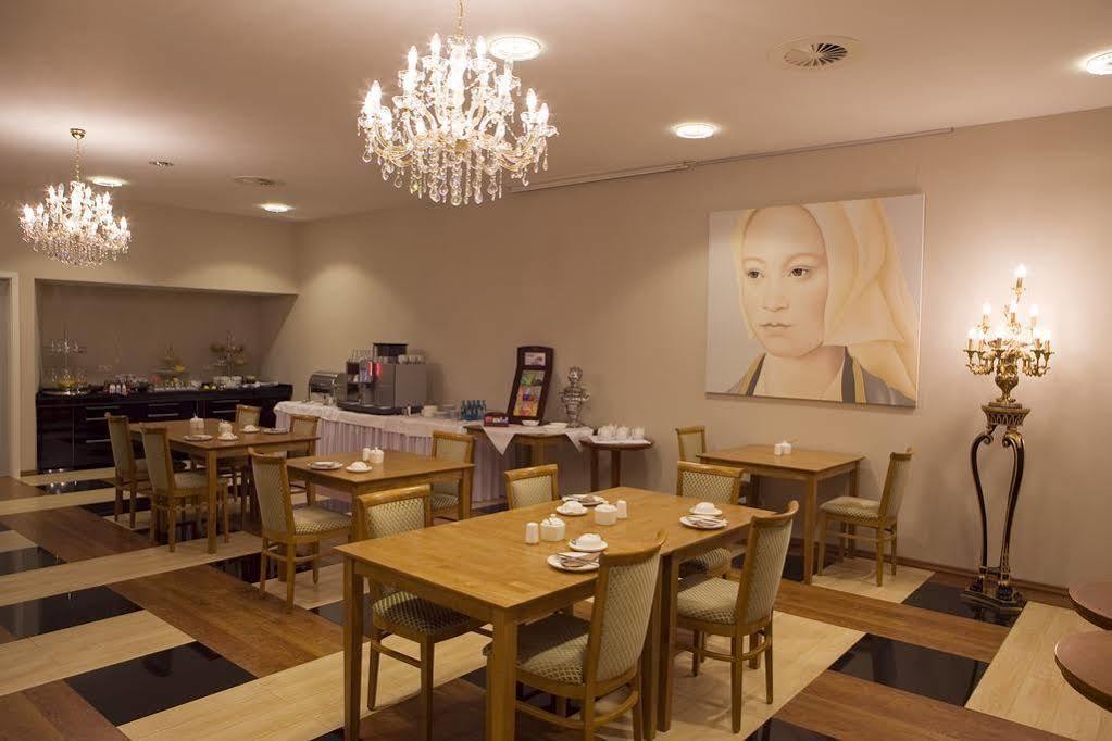 Ross Hotel Stuttgart Dış mekan fotoğraf